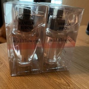 Bath & Body Works Vanilla Birch Wallflowers